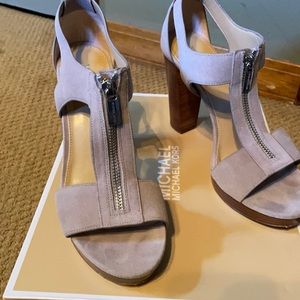 Michael Kors suede pumps